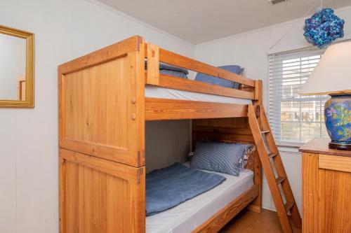 Splendid Days by Oak Island Accommodations - photo 6