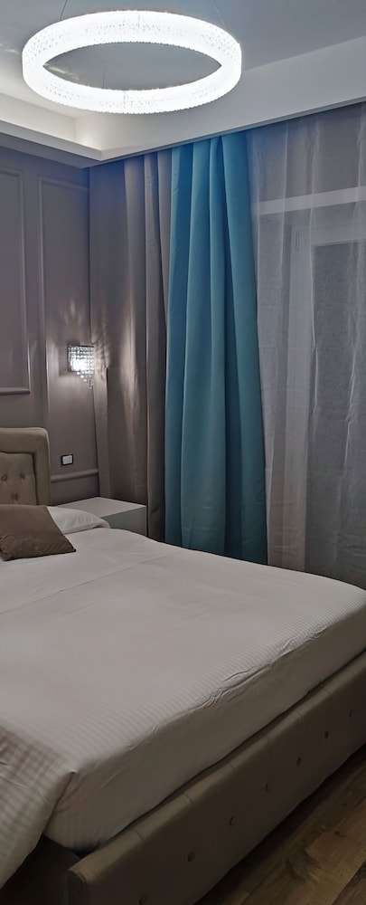 Miracol — 4-Star Luxury Hotel in Rome, Italy