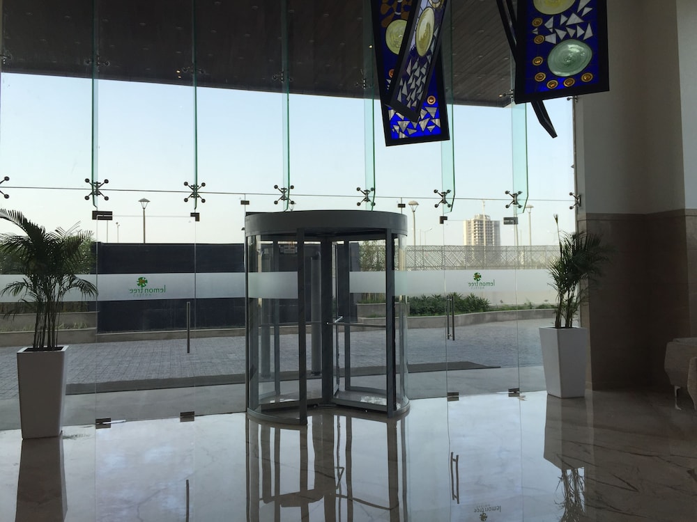 Lemon Tree Hotel Sector 60 Gurugram — Sohna — photo 2