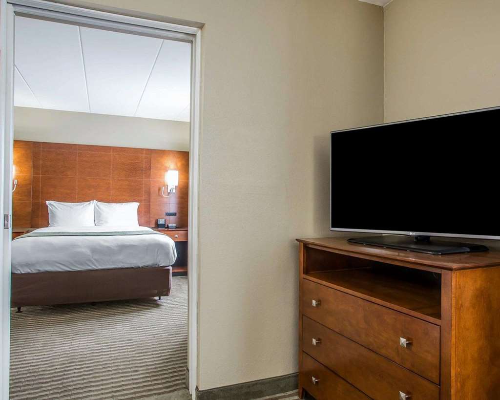 Comfort Inn Hammond I 94 - photo 39