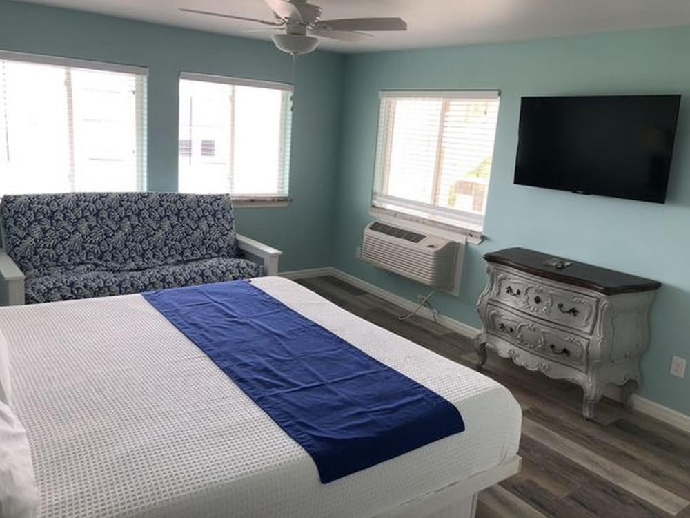 Beachgate CondoSuites and Oceanfront Resort - photo 30