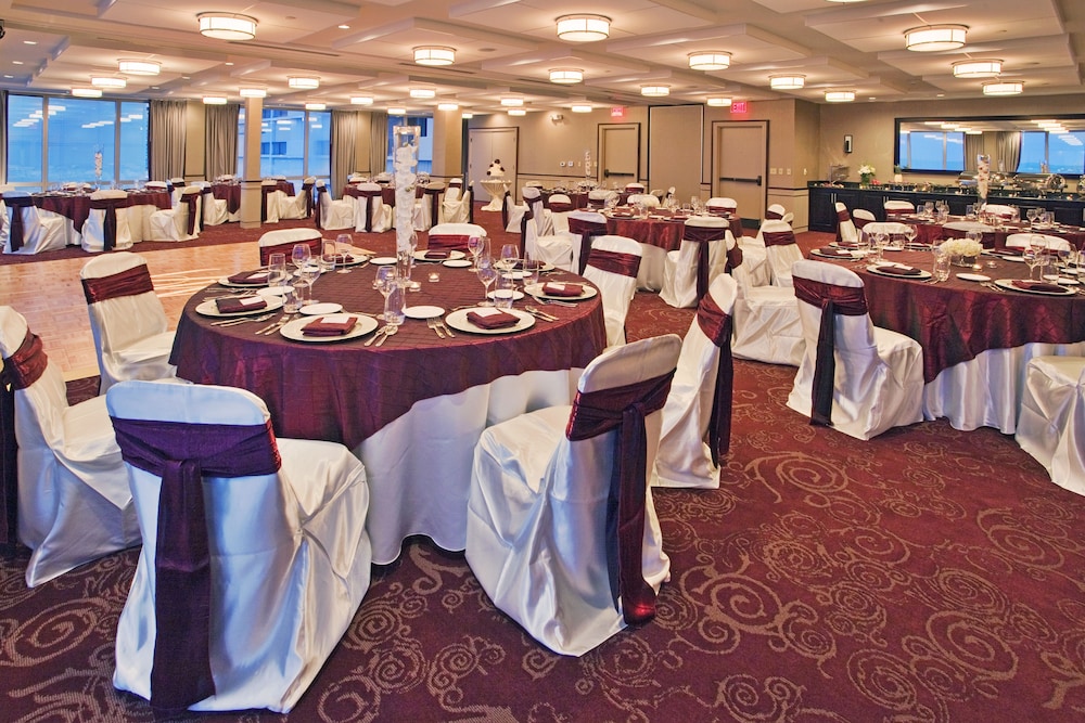 Holiday Inn & Suites Virginia Beach North Beach by IHG - photo 72