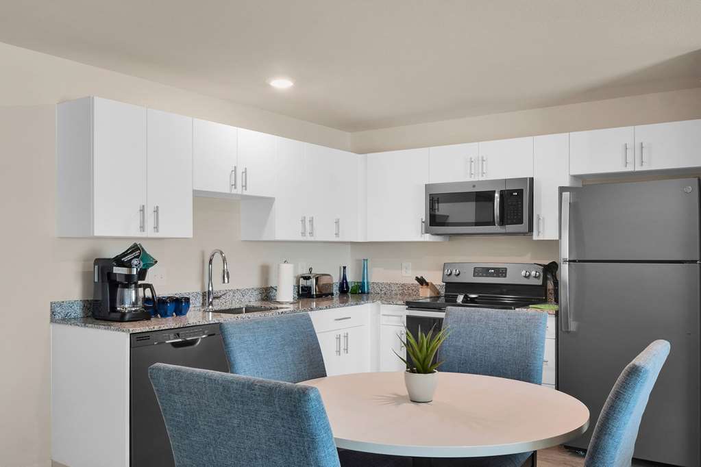 WaterWalk Extended Stay by Wyndham Charlotte Arrowood - photo 80