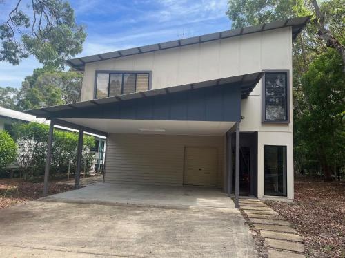3 Naiad Court Rainbow Shores — Rainbow Beach