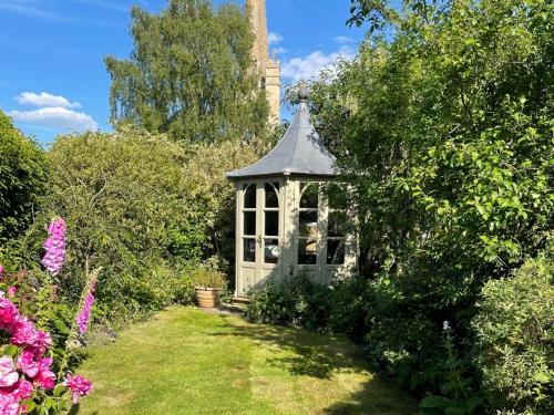 Farthingdales — Burford — photo 2