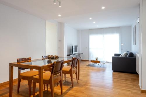 Hauzify I Apartament Llaó — 4-Star Luxury Hotel in L'ametlla De Mar, Spain