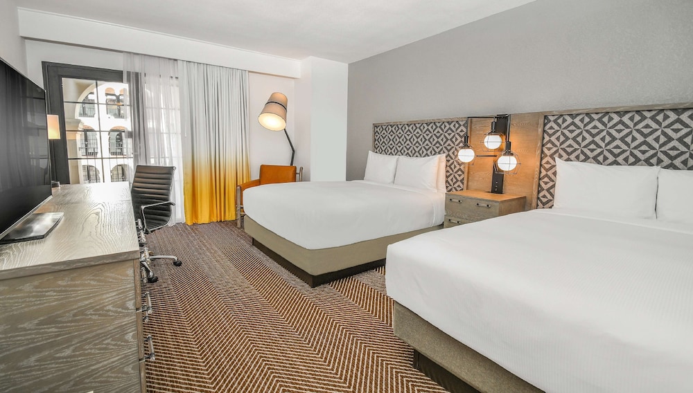 DoubleTree by Hilton Austin - photo 9