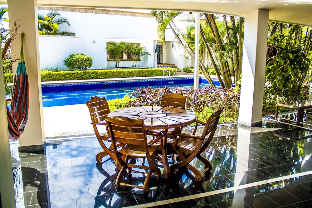 Hotel Boutique Villa Casuarinas in Cali, Colombia