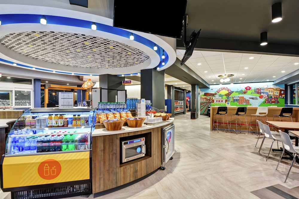 Tru by Hilton Richmond - photo 31