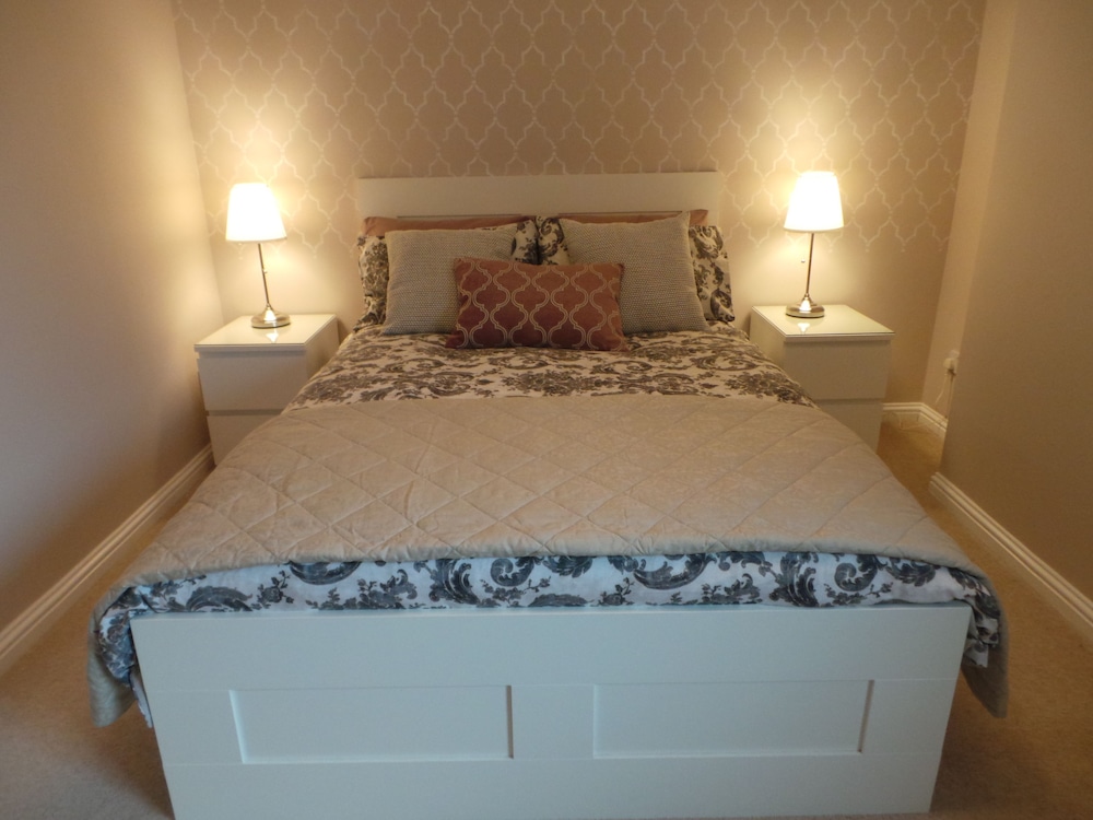 Mulberry SQ Apartments — 4-Star Luxury Hotel in Renfrew, United Kingdom