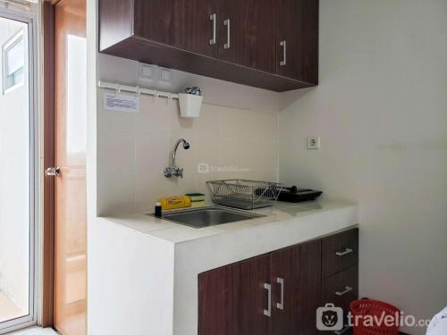 Warm and Cozy Studio at Cinere Resort Apartment By Travelio in Depok, Indonesia