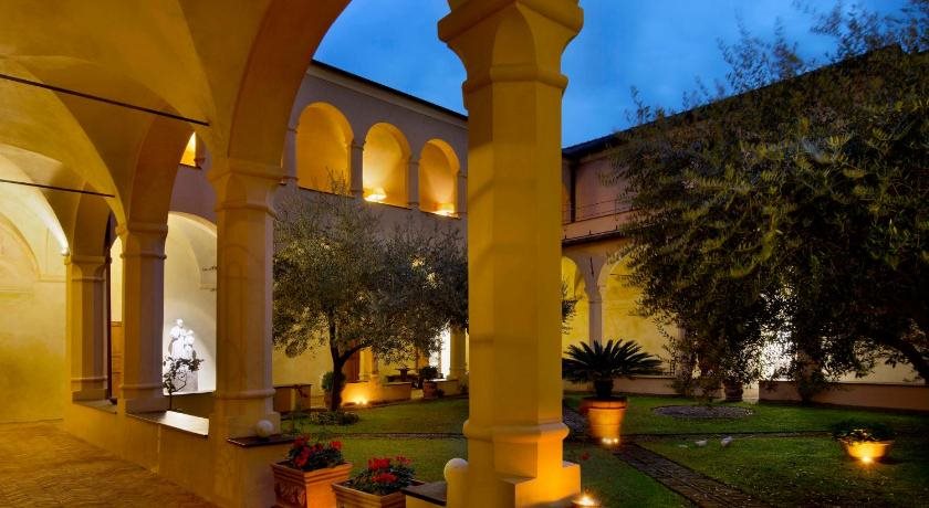 Abbadia San Giorgio - carbon neutral hotel in Moneglia