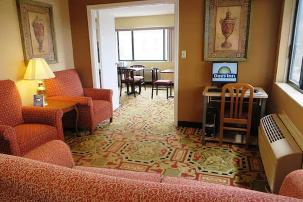 Days Inn by Wyndham Plainfield - photo 34