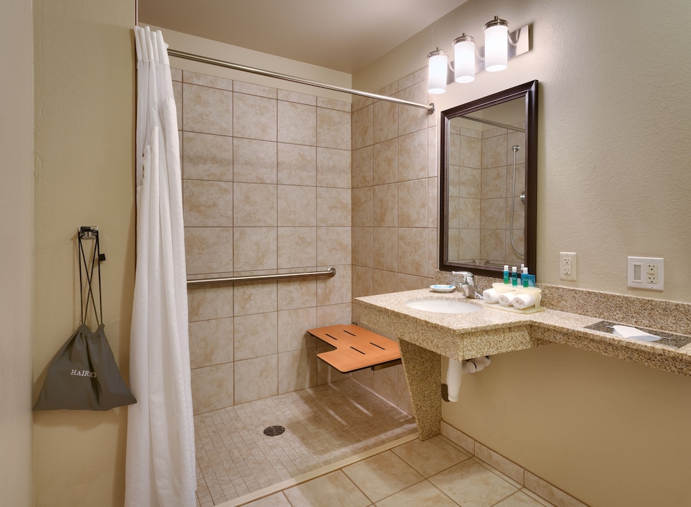 Holiday Inn Express & Suites Orem North Provo by IHG - photo 19