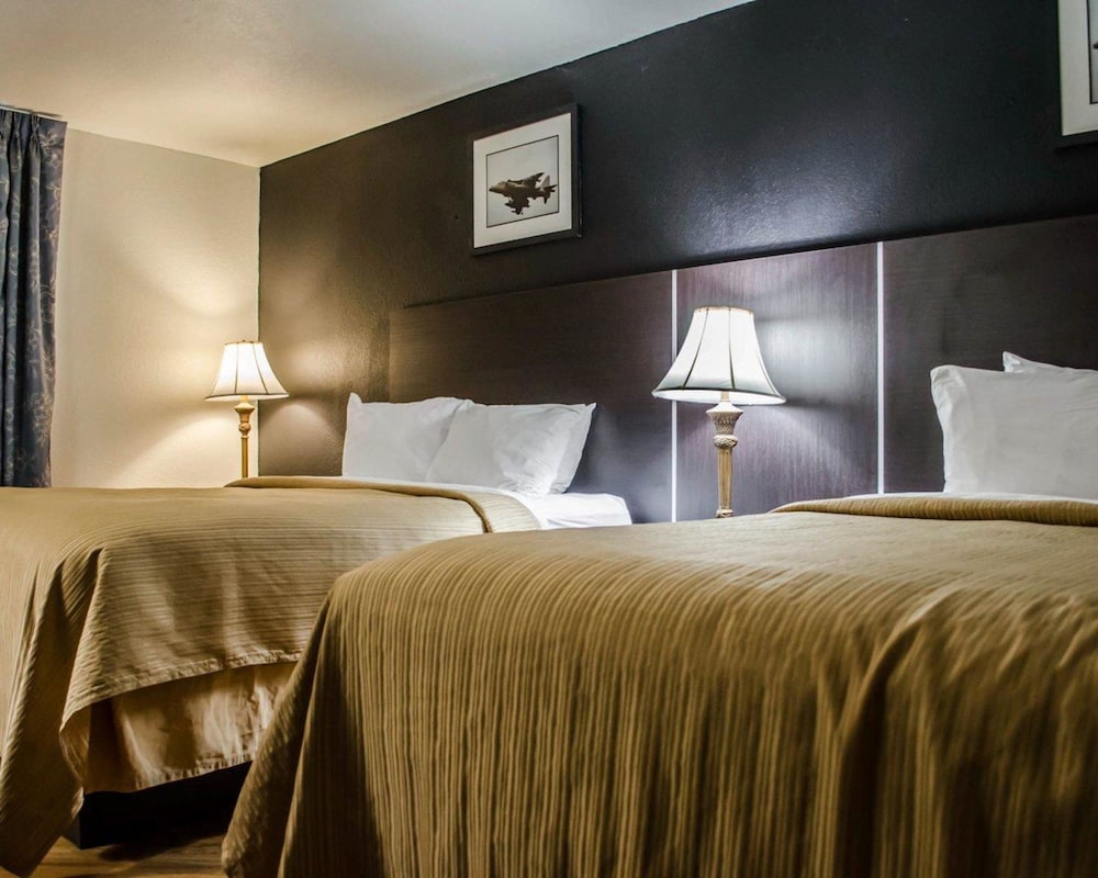 Days Inn by Wyndham Eglin AFB - photo 7
