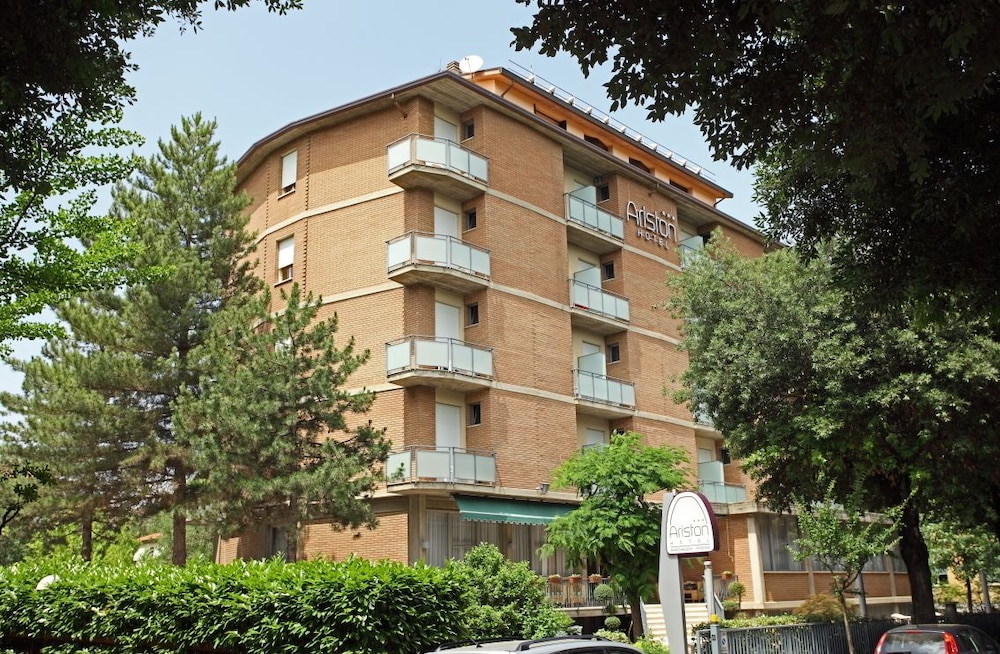 Hotel Ariston — hotel in Castrocaro Terme