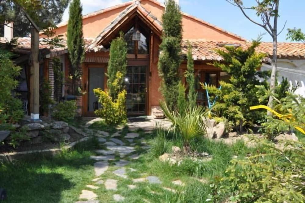 Hospedium Hacienda Las Cavas — hotel in Olmedo