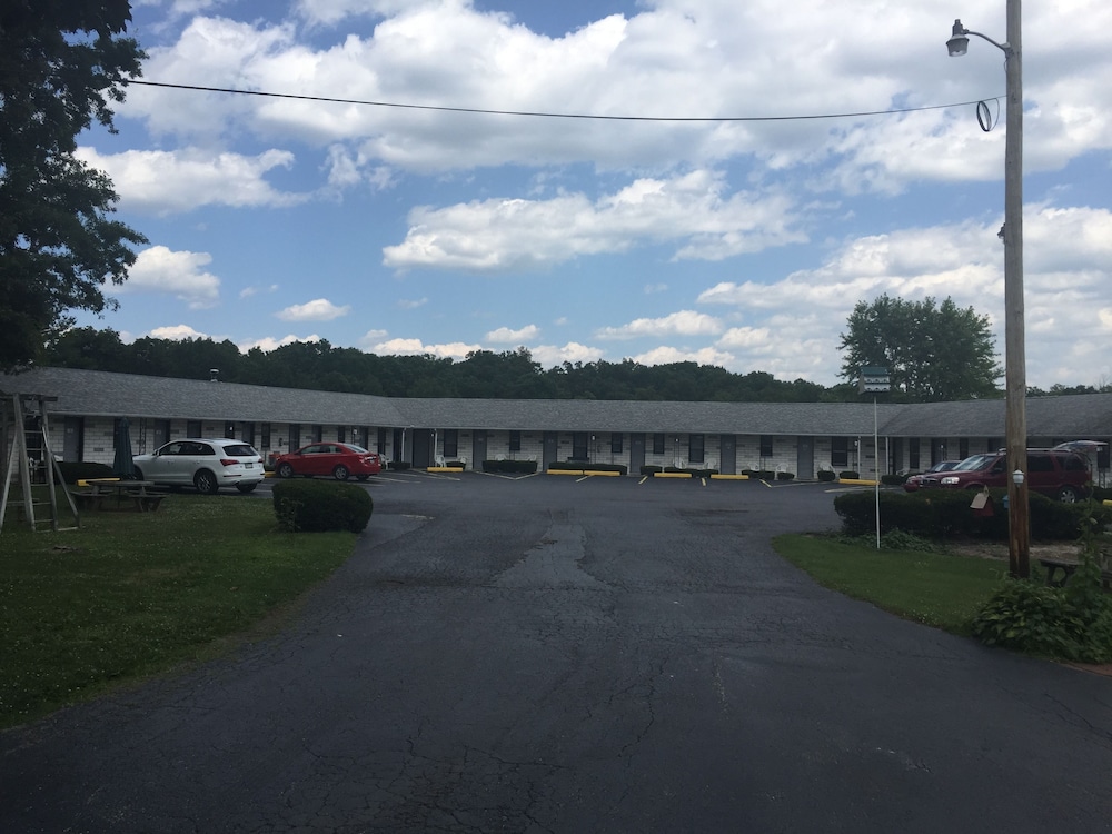 Blue Sky Motel - photo 12