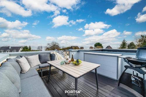 Modernes Ferienhaus Meerliebe mit direktem Meerblick an der Ostsee — 4-Star Luxury Hotel in Gluecksburg, Germany
