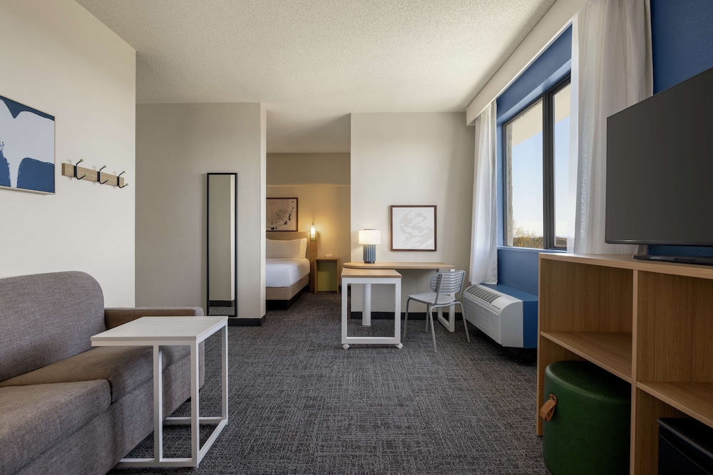 Spark by Hilton Germantown Washington DC North - photo 26