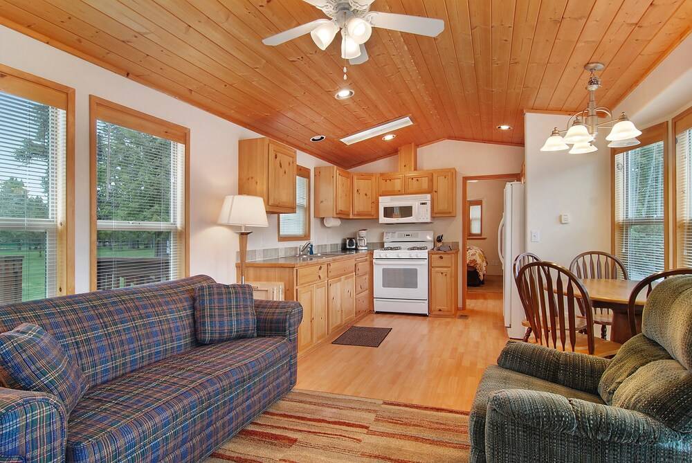 Silver Cove RV Resort - photo 16