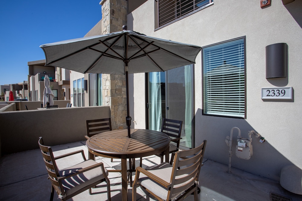Town Center Resort - photo 572
