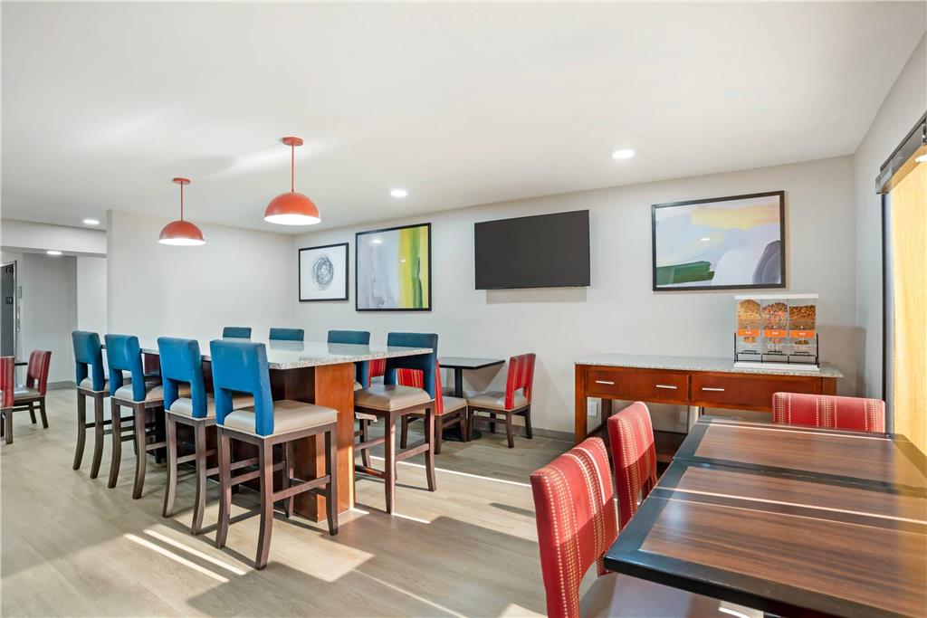 Comfort Inn Livingston - photo 31