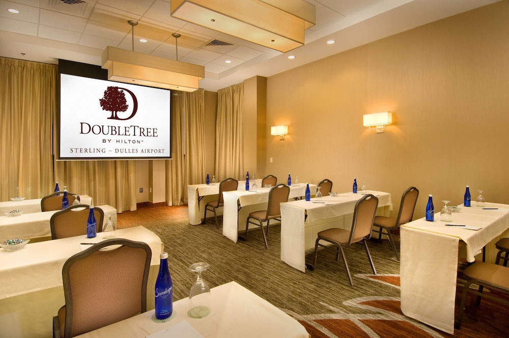DoubleTree by Hilton Sterling Dulles Airport - photo 59