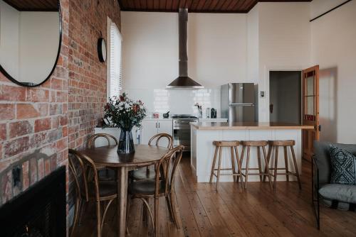 Apartments on Belmore The Ferguson — 4-Star Luxury Hotel in Yarrawonga, Australia