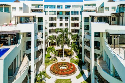 Pb4 Nitta — 4-Star Luxury Hotel in Nuevo Vallarta, Mexico