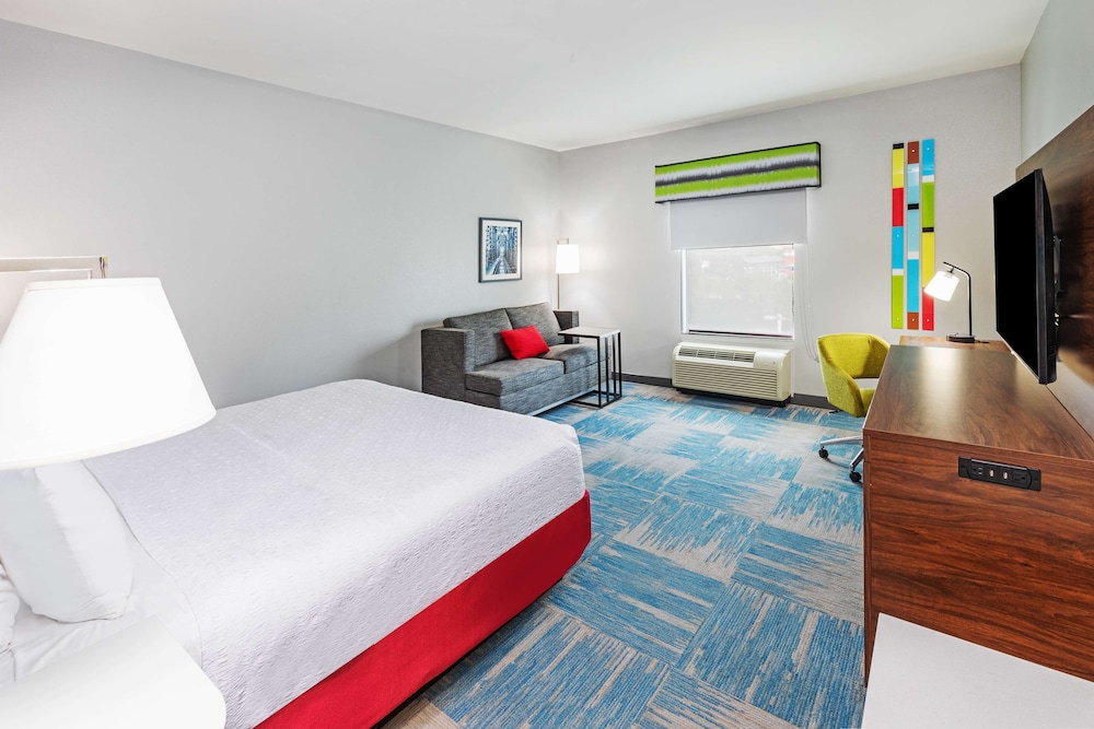 Hampton Inn & Suites Houston Heights I 10 - photo 14