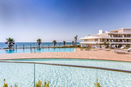 The Edge Front Line Beach Luxury and Spa — 4-Star Luxury Hotel in Estepona, Spain