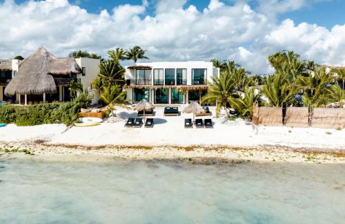 Tankah Bay House 9 — 4-Star Luxury Hotel in Tulum, Mexico