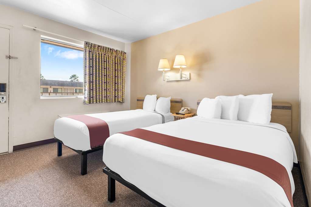 Americas Best Value Inn Lake City - photo 17