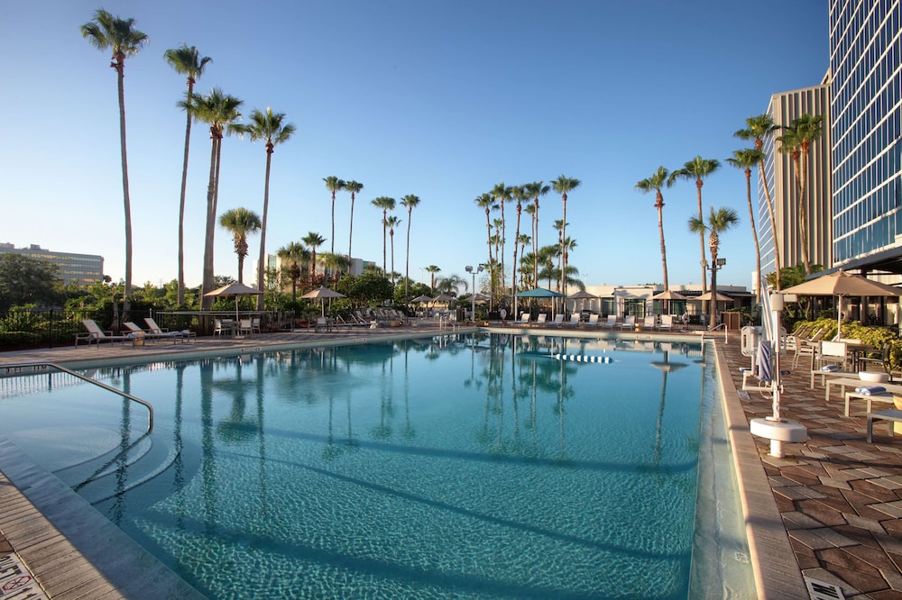 DoubleTree by Hilton at the Entrance to Universal Orlando - photo 33