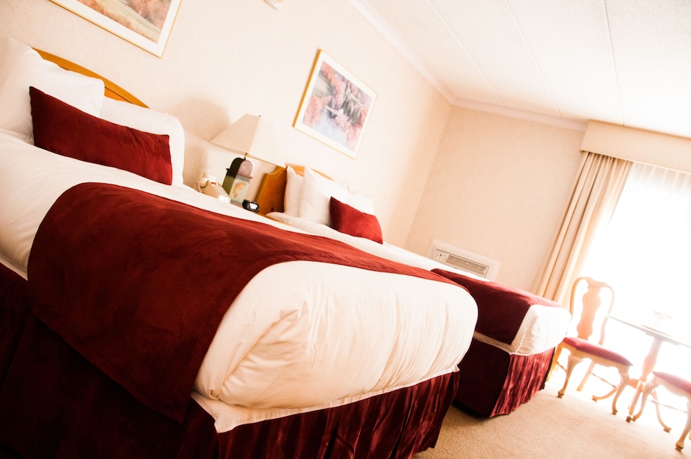 The Margate Resort on Lake Winnipesaukee - photo 4