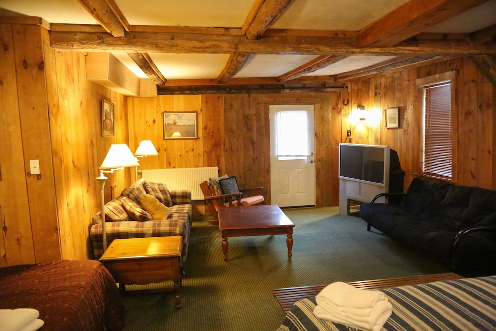 Salt Ash Inn - photo 32