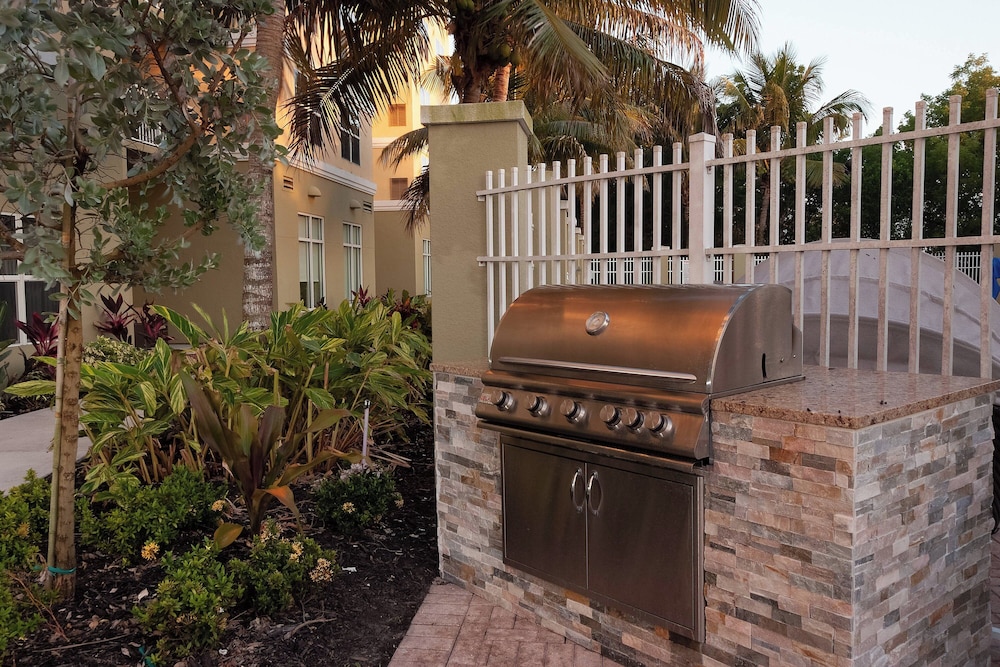 Residence Inn by Marriott Fort Myers Sanibel - photo 29