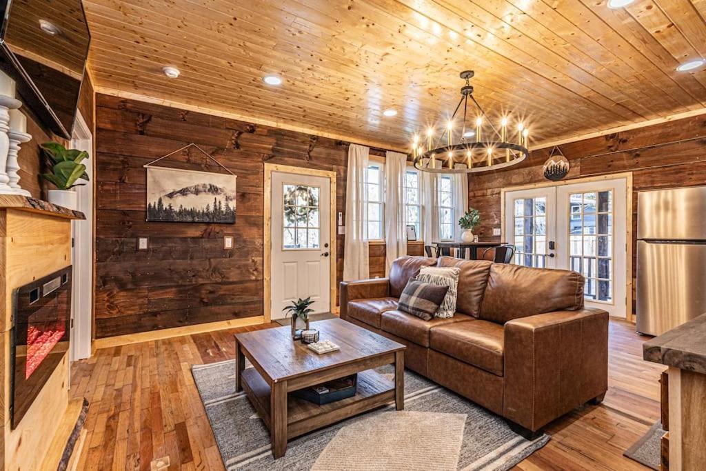 Little Blue in the Smoky Mountains in Bryson City, United States