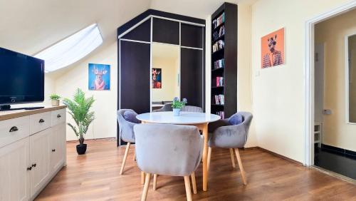Summer Vibe Home — 4-Star Luxury Hotel in Siofok, Hungary