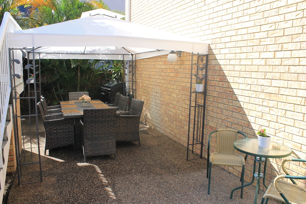 Limassol Motel in Gold Coast, Australia