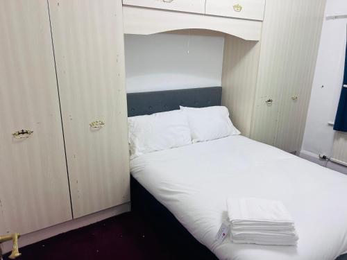 Blissful Room — hotel in Radcliffe