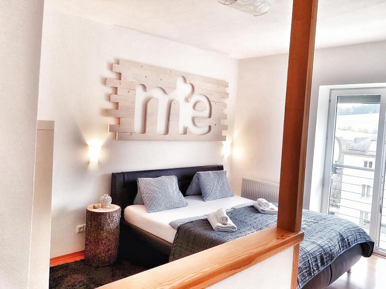 M E #117606 - carbon neutral hotel in Unknown City