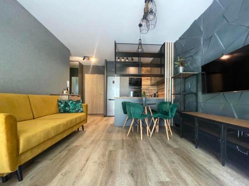 Rocco Apartament z ogródkiem nad morzem Gdańsk — 4-Star Luxury Hotel in Gdansk, Poland