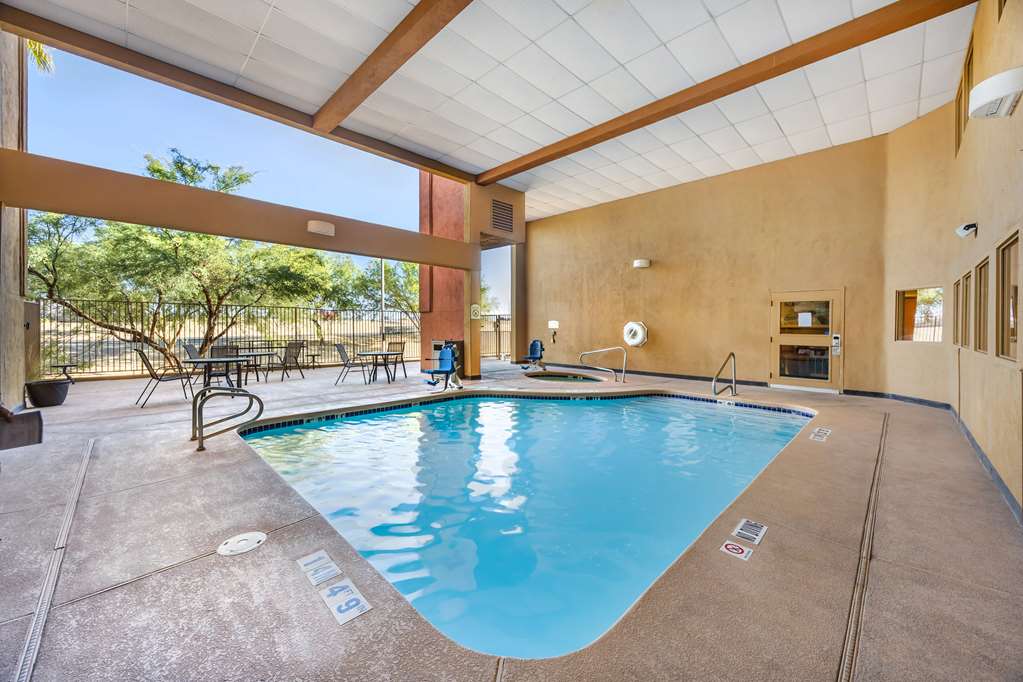 Best Western Plus North Las Vegas Inn & Suites - photo 10