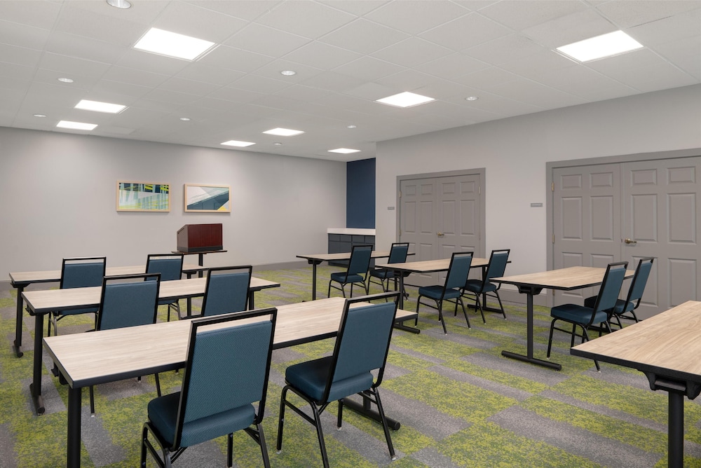 Spark by Hilton Summerville - photo 37