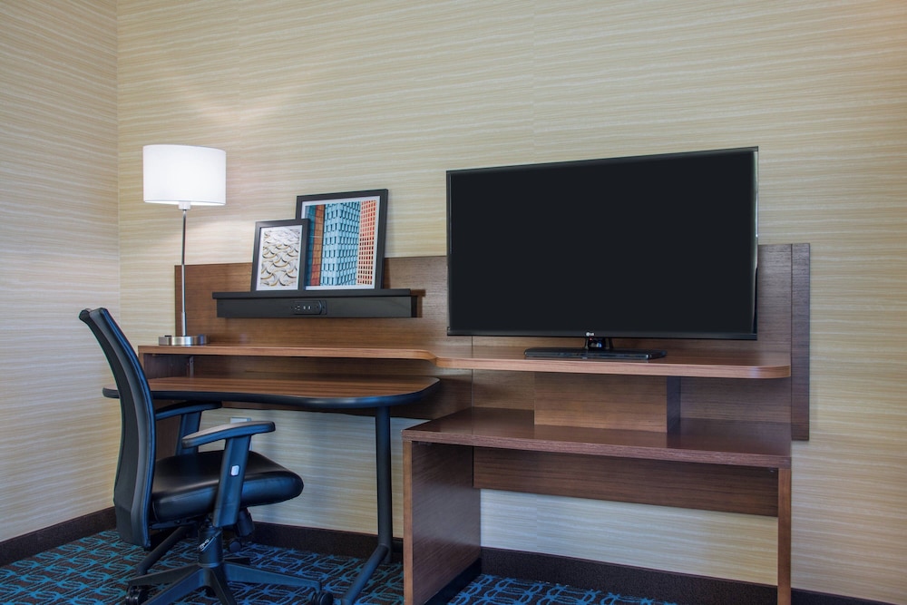 Fairfield by Marriott Inn & Suites Dayton Downtown - photo 8