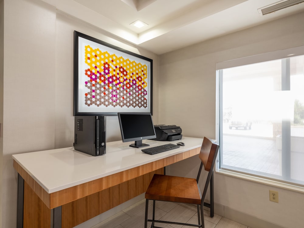 Holiday Inn Express Gas City by IHG - photo 36