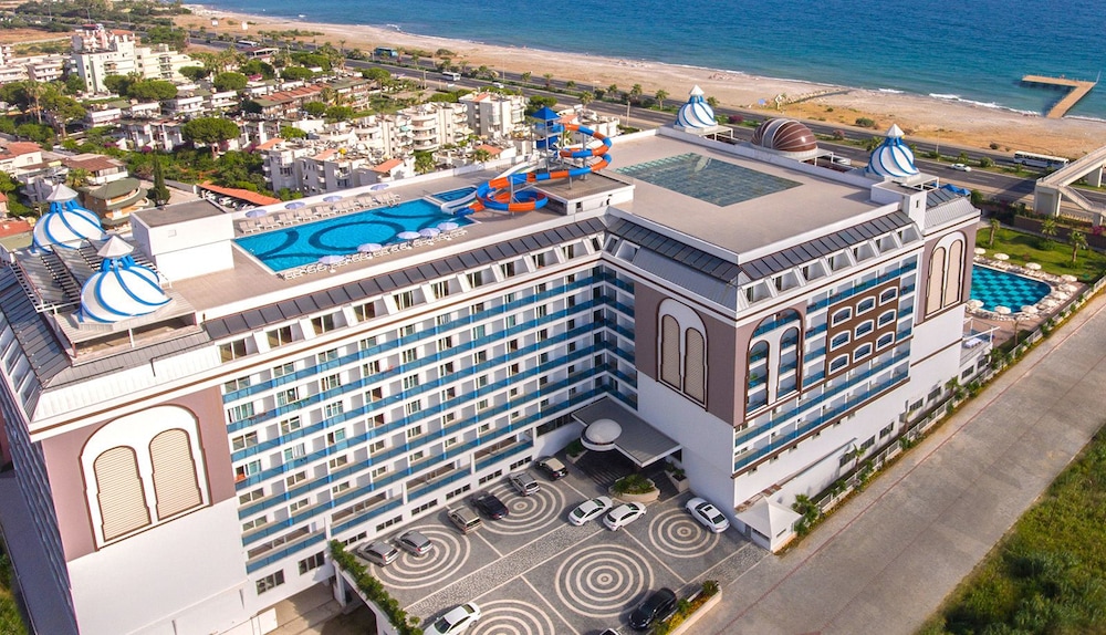 Azur Resort Spa Hotel — Alanya