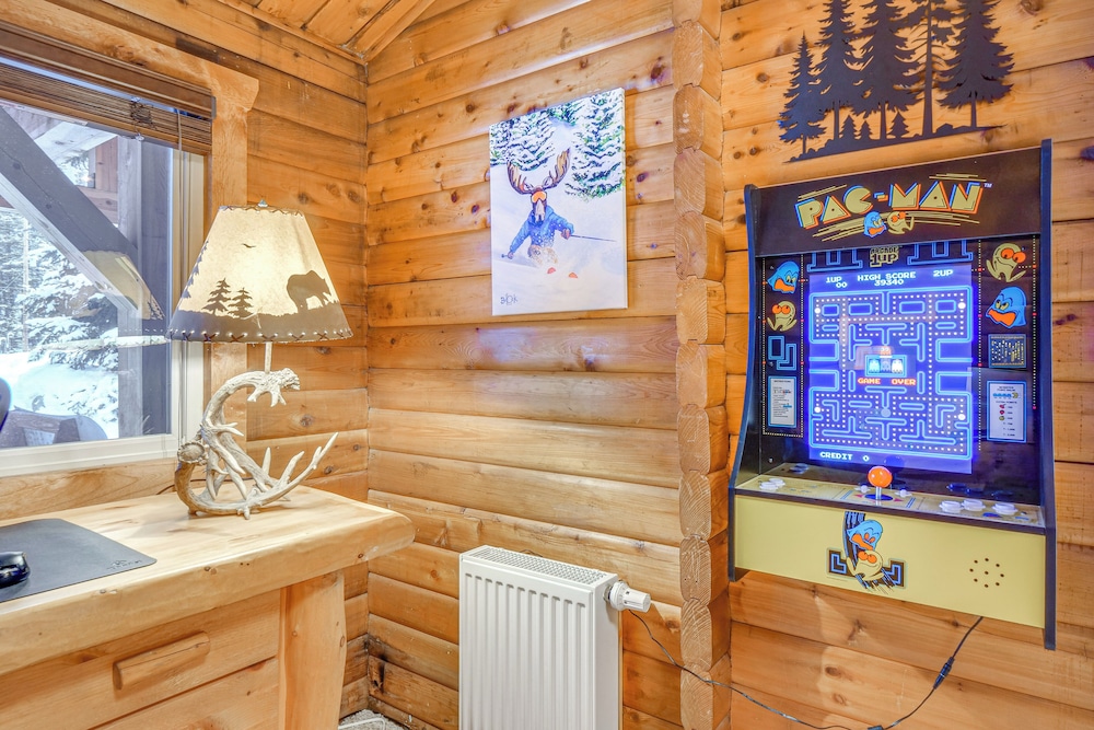 5 Mi to Breckenridge Ski Resort: Cozy Wood Cabin - photo 13